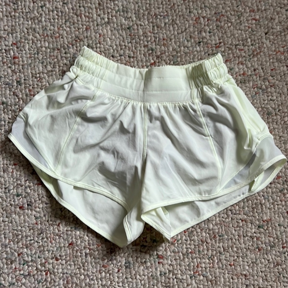 lululemon hotty hot shorts